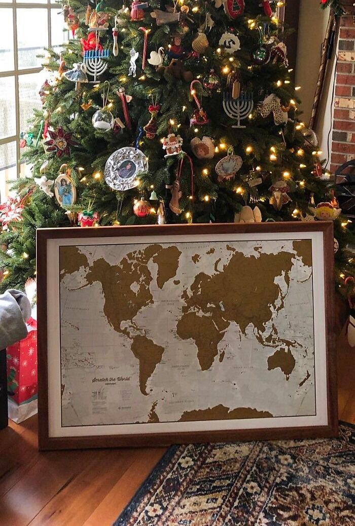 Scratch The World ® Travel Map: The ultimate globetrotter's gift for your adventurous partner to personalize and display their wanderlust journeys.