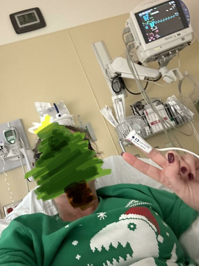Spent Christmas Day Alone In The ER (I’m Fine)