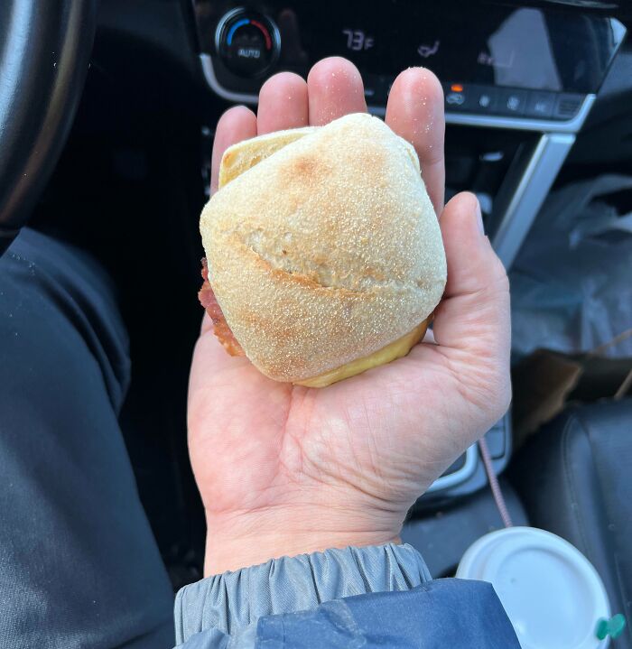 My $4.75 Starbucks Bacon Gouda Has Shrunk