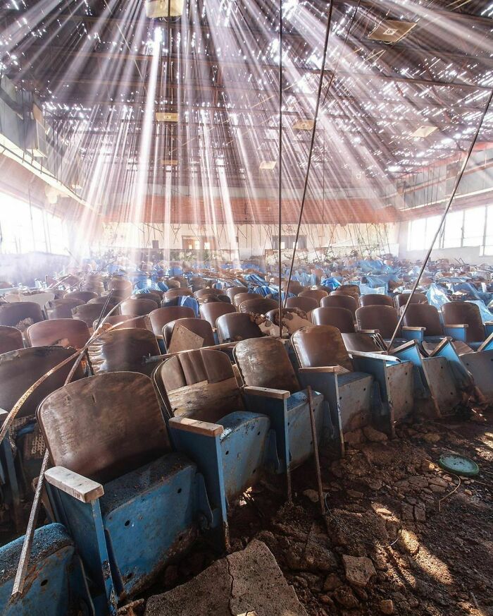 Lights Rays In An Abandoned Theatre