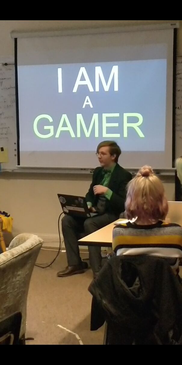 Funny presentation about I am a gamer