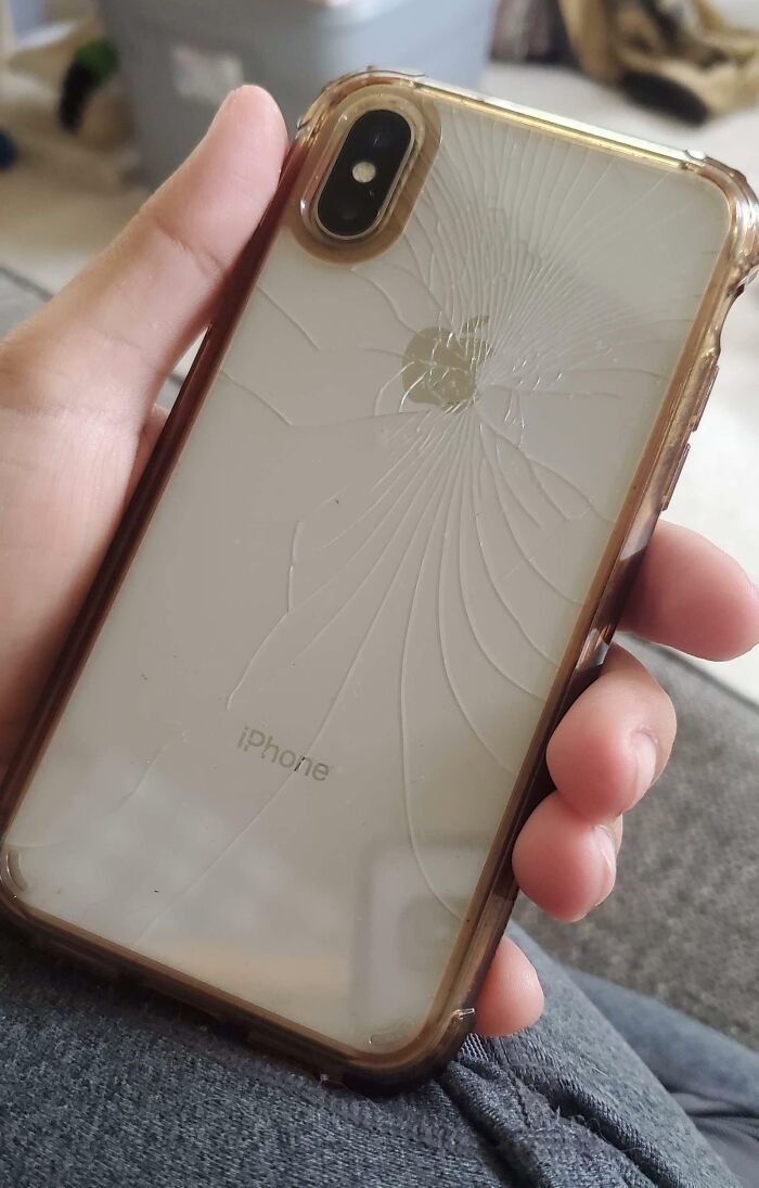 “New Year, New Me” Lasted 11 Hours And 37 Minutes. Phone Glass Shattered Beneath The Case After Falling Out Of My Pocket. Can Only Go Up From Here