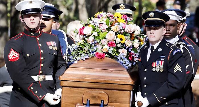 “Goodbye, Darling”: Jimmy Carter’s Daughter Reads His Love Letter To His Wife During Her Service