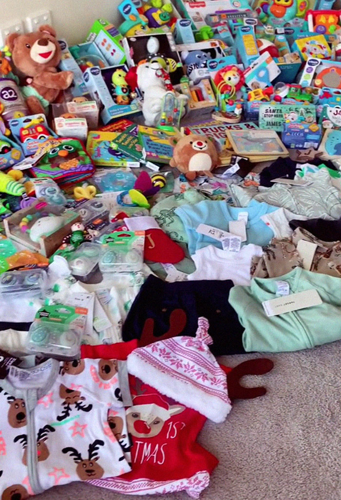 Mom Shares What Her Only Child Got For Their First Christmas, Splits The Internet