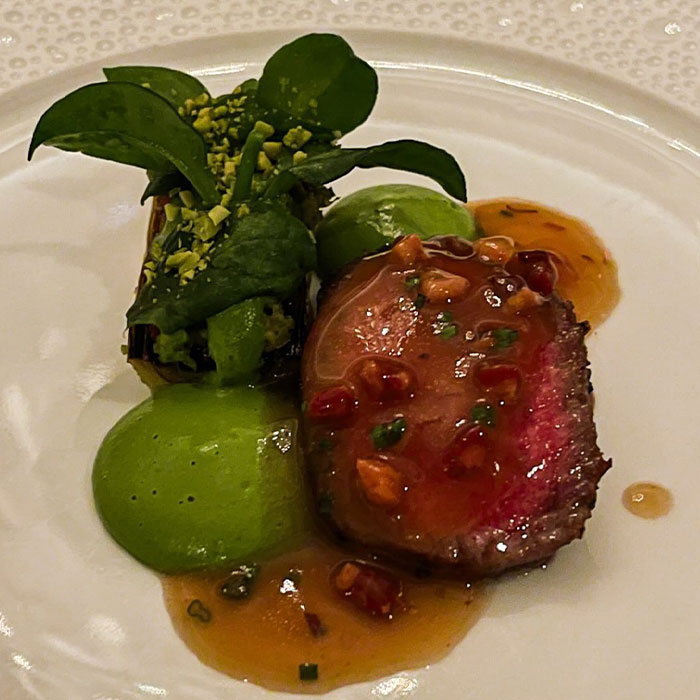 “I Was Called Poor 20 Times”: Woman Shows $2.5k Restaurant Bill For Dinner At Disney World “I Was Called Poor 20 Times”: Woman Shows $2.5k Restaurant Bill For Dinner At Disney World