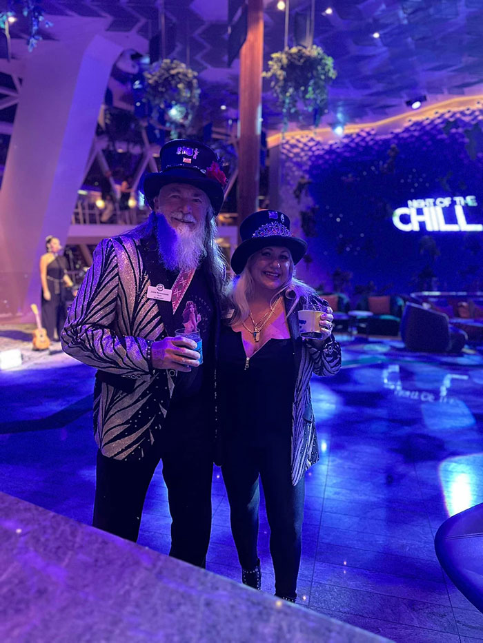 “Don’t Blame Them”: Couple Sells Everything To Live On Cruise Ships For The Rest Of Their Lives “Don’t Blame Them”: Couple Sells Everything To Live On Cruise Ships For The Rest Of Their Lives