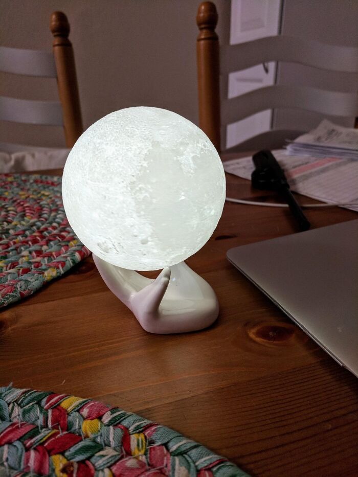 Under The Celestial Glow: Moon Lamp - Transform Bedtime Into An Enchanting Lunar Adventure