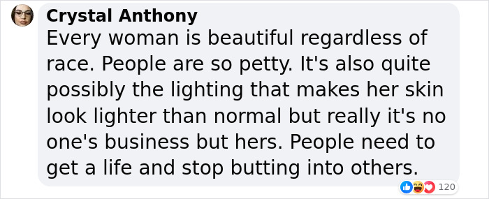 Beyoncé Stuns Fans With Close-Up Shot Amid Criticism For “Going White” Beyoncé Stuns Fans With Close-Up Shot Amid Criticism For “Going White”