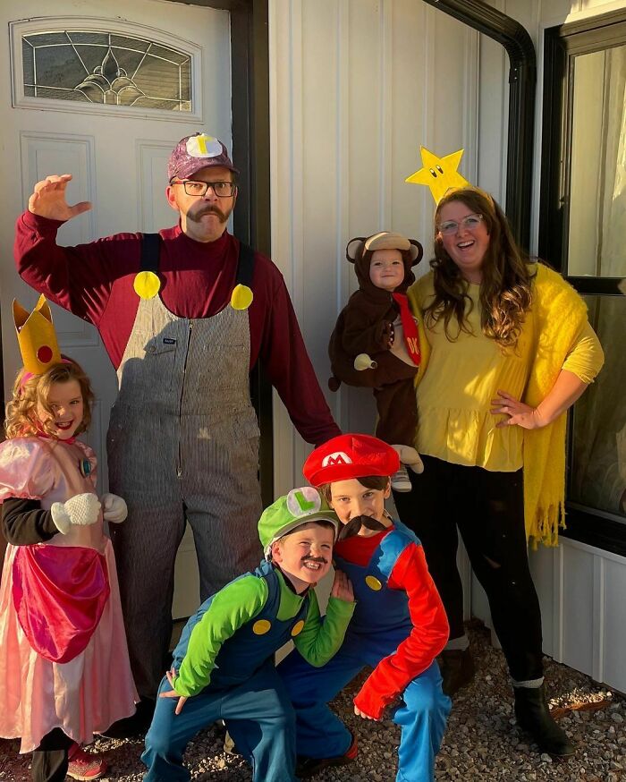 "Maybe I Do Want Kids": People Are Awww-ing Over This 10 Y.O. Who Made An Advent Calendar For His Mom "Maybe I Do Want Kids": People Are Awww-ing Over This 10 Y.O. Who Made An Advent Calendar For His Mom