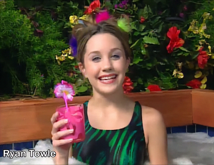 “Rooting For You”: Former Child Star Amanda Bynes Launches Podcast After Battle With Addiction “Rooting For You”: Former Child Star Amanda Bynes Launches Podcast After Battle With Addiction