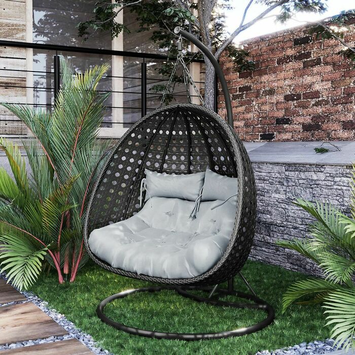 Outdoor Swing chair in the backyard 