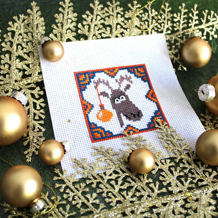 My Quick And Easy Cross-Stitch Patterns For Beginners, Christmas Edition (10 Pics)