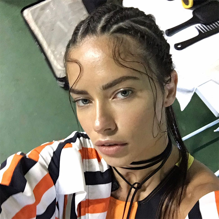 Adriana Lima Wasn’t Bothered “At All” By Trolls Mocking Her Looks At The Hunger Games Premiere Adriana Lima Wasn’t Bothered “At All” By Trolls Mocking Her Looks At The Hunger Games Premiere