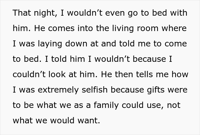Woman Waits A Full Year To Get Back At Husband For Selfish Christmas Gift, Makes Him Furious Woman Waits A Full Year To Get Back At Husband For Selfish Christmas Gift, Makes Him Furious