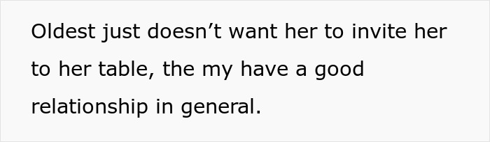 Dad Demands Daughter Invite Friendless Sister To Sit With Her At “Popular” Table, Mom Intervenes Dad Demands Daughter Invite Friendless Sister To Sit With Her At “Popular” Table, Mom Intervenes