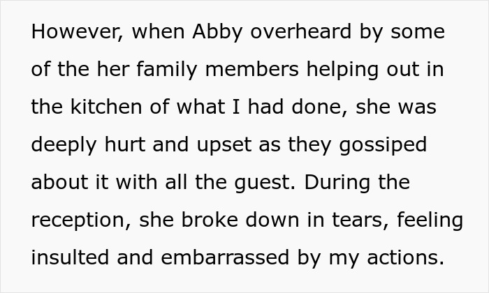 Bride Weeps At Reception As Her Vegetarian Friend Brought Her Own Food When She Wasn’t Catered For Bride Weeps At Reception As Her Vegetarian Friend Brought Her Own Food When She Wasn’t Catered For