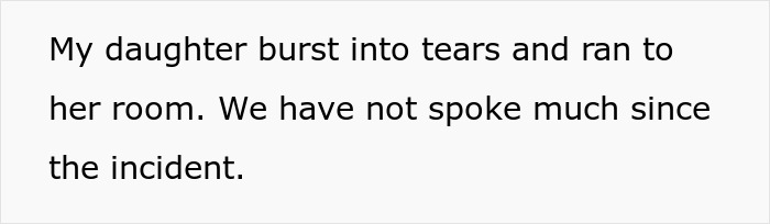 16 Y.O. In Tears After Single Mom Gets Her The Wrong Christmas Gift, Adds Insult To Injury 16 Y.O. In Tears After Single Mom Gets Her The Wrong Christmas Gift, Adds Insult To Injury