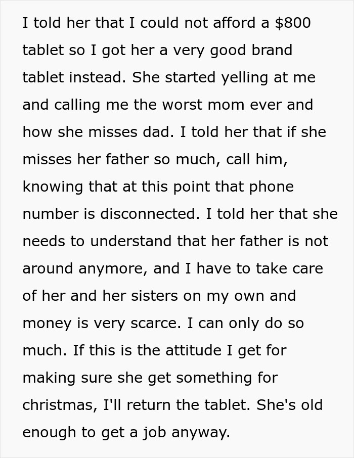16 Y.O. In Tears After Single Mom Gets Her The Wrong Christmas Gift, Adds Insult To Injury 16 Y.O. In Tears After Single Mom Gets Her The Wrong Christmas Gift, Adds Insult To Injury