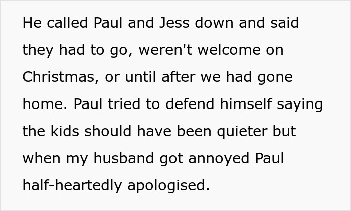 “Nobody Shouts At My Child”: Woman Accused Of Ruining Christmas After Family Gets Banned “Nobody Shouts At My Child”: Woman Accused Of Ruining Christmas After Family Gets Banned