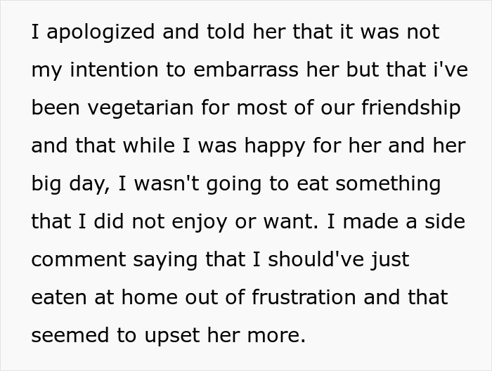 Bride Weeps At Reception As Her Vegetarian Friend Brought Her Own Food When She Wasn’t Catered For Bride Weeps At Reception As Her Vegetarian Friend Brought Her Own Food When She Wasn’t Catered For