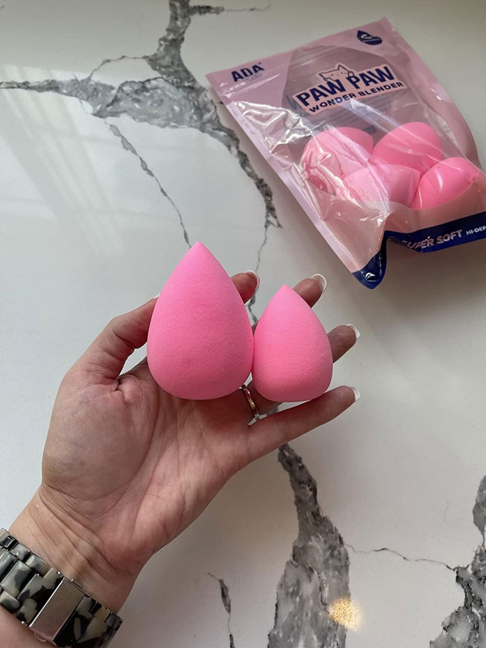 AOA Studio Collection Makeup Sponge Set: Is *the* ultimate, latex-free, do-it-all blender defining ease of application for your BB cream, foundation, concealer, liquid and powders, ensuring you always glow on the go, and let's not forget, it's a breeze to clean!