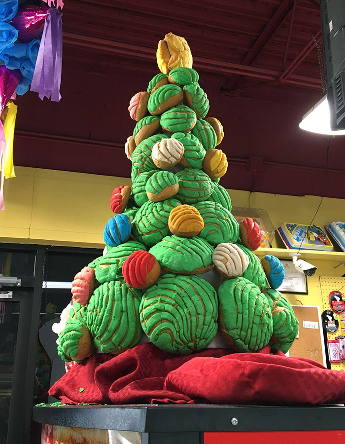 I Was At My Local Hispanic Bakery, And I Saw This Christmas Tree Made Entirely Of Conchas