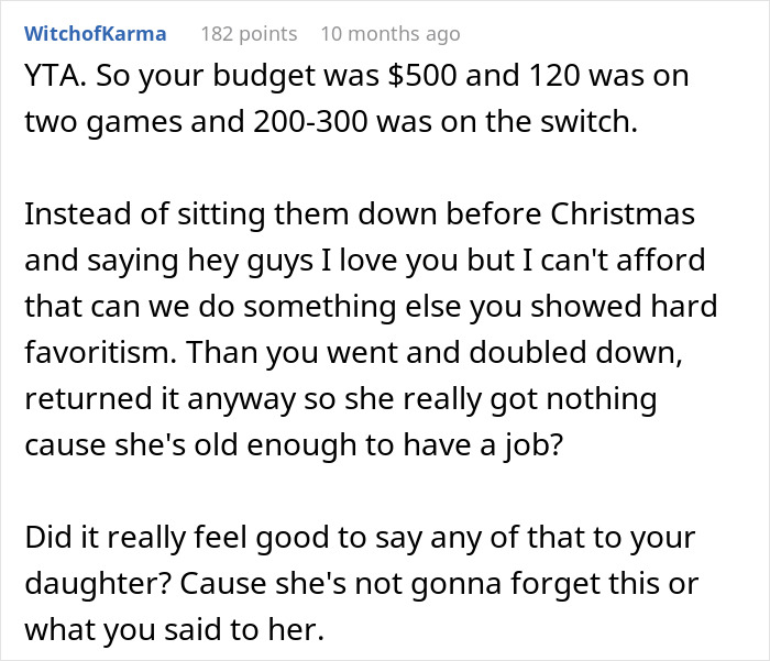 16 Y.O. In Tears After Single Mom Gets Her The Wrong Christmas Gift, Adds Insult To Injury 16 Y.O. In Tears After Single Mom Gets Her The Wrong Christmas Gift, Adds Insult To Injury