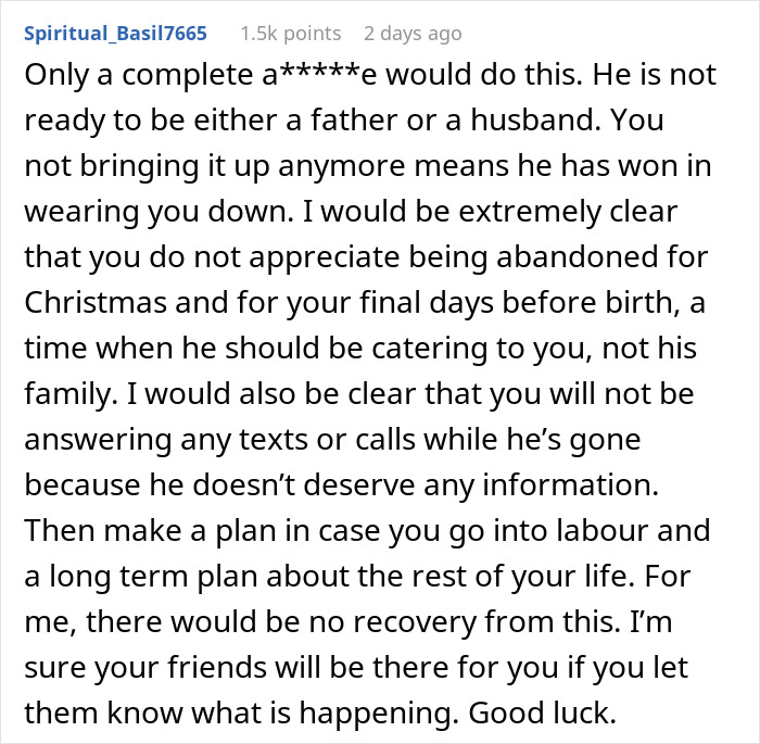 Heavily Pregnant Woman Wonders If She's A Jerk For Asking Her Fiancé To Spend Christmas With Her Heavily Pregnant Woman Wonders If She's A Jerk For Asking Her Fiancé To Spend Christmas With Her
