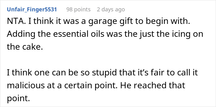 Husband Uses Essential Oil Instead Of Actual Peppermint In Wife’s Gift, She Has A Panic Attack Husband Uses Essential Oil Instead Of Actual Peppermint In Wife’s Gift, She Has A Panic Attack