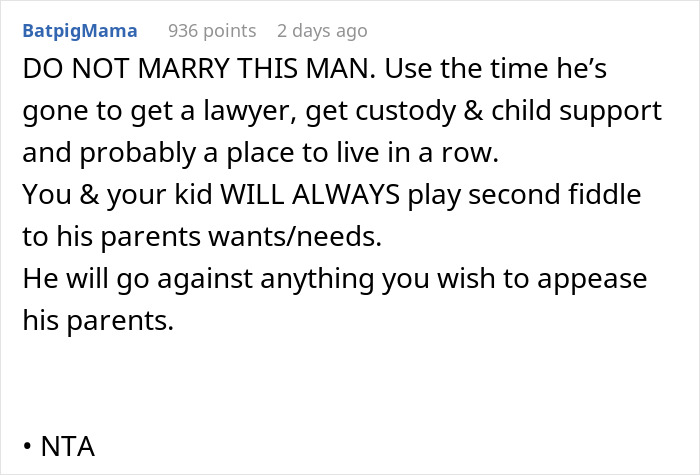 Heavily Pregnant Woman Wonders If She's A Jerk For Asking Her Fiancé To Spend Christmas With Her Heavily Pregnant Woman Wonders If She's A Jerk For Asking Her Fiancé To Spend Christmas With Her