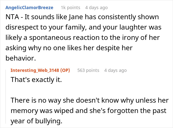 Woman Doesn’t Realize She’s Toxic, Gets Laughed At After Asking Why Her BF’s Family Doesn’t Like Her Woman Doesn’t Realize She’s Toxic, Gets Laughed At After Asking Why Her BF’s Family Doesn’t Like Her