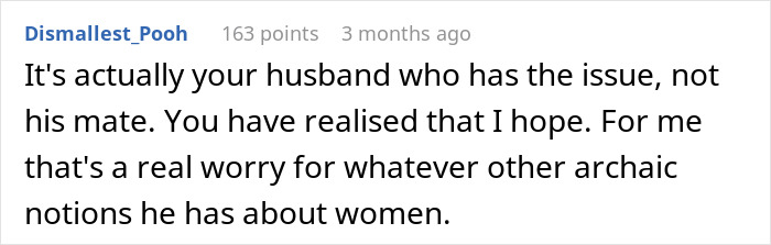 Woman Asks If It's Wrong To Leave Menstrual Pads Out Where A Male Guest Could See Them Woman Asks If It's Wrong To Leave Menstrual Pads Out Where A Male Guest Could See Them
