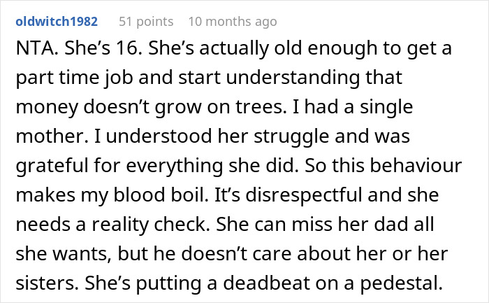 16 Y.O. In Tears After Single Mom Gets Her The Wrong Christmas Gift, Adds Insult To Injury 16 Y.O. In Tears After Single Mom Gets Her The Wrong Christmas Gift, Adds Insult To Injury