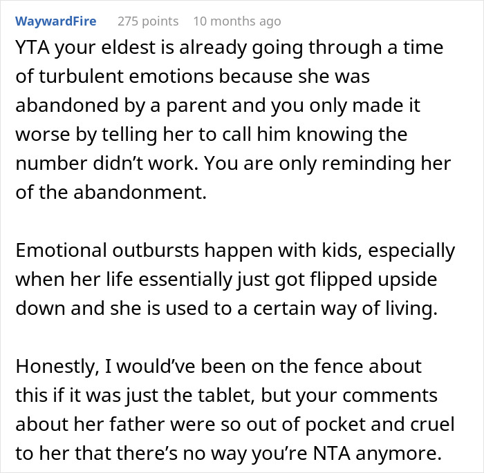 16 Y.O. In Tears After Single Mom Gets Her The Wrong Christmas Gift, Adds Insult To Injury 16 Y.O. In Tears After Single Mom Gets Her The Wrong Christmas Gift, Adds Insult To Injury