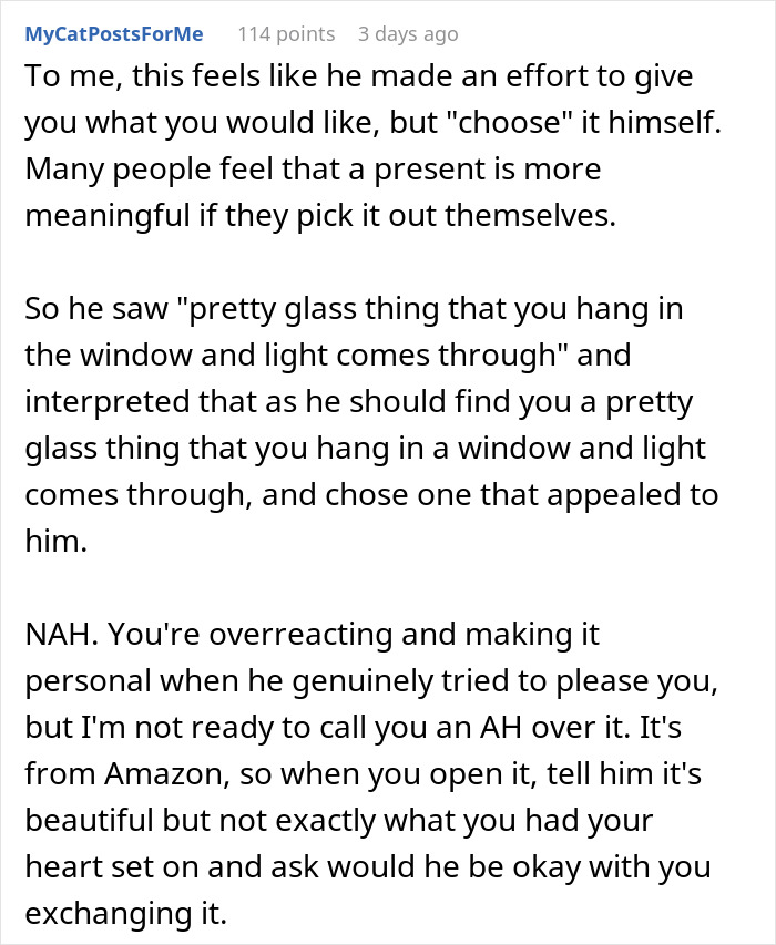 GF Is Very Disappointed By BF's Holiday Gift, Gets A Reality Check GF Is Very Disappointed By BF's Holiday Gift, Gets A Reality Check