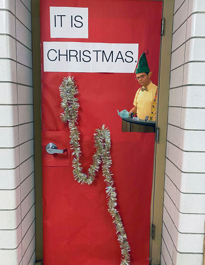 My Teacher’s Submission For Our High School Holiday Door Decorating Contest