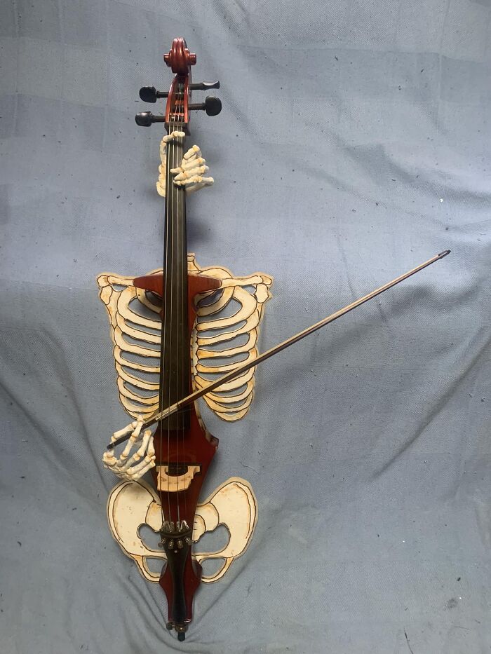 This Is A Cello-Skel-Eton