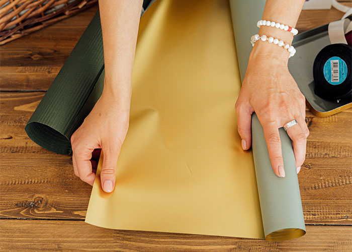 “No One Gets Bows This Year”: Woman Takes Petty Revenge On Entitled SILs “No One Gets Bows This Year”: Woman Takes Petty Revenge On Entitled SILs