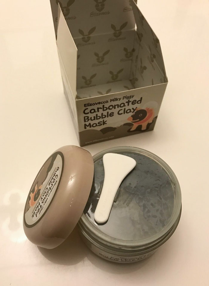 Milky Piggy Carbonated Bubble Clay Mask: That's perfect for your partner who loves skin-care and desires pore-free, detoxified skin - all thanks to its green tea and charcoal ingredients.