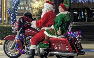 50 Times People Made Others Laugh On Christmas (New Pics)