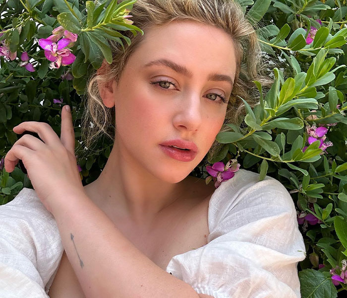 Lili Reinhart