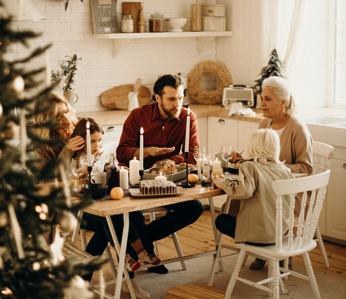 Overbearing MIL Made Whole Christmas About Herself Last Year And This Year Got Uninvited Overbearing MIL Made Whole Christmas About Herself Last Year And This Year Got Uninvited