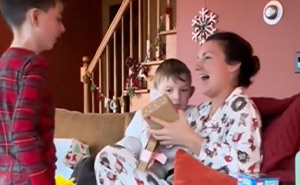 ”He Healed My Inner Child”: Boy Gives His Mom The Ultimate Christmas Gift