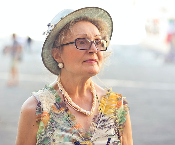 Woman Shares Her Delusional Parents Want Her To Have A C-Section So It Will Fit Their Plans Woman Shares Her Delusional Parents Want Her To Have A C-Section So It Will Fit Their Plans