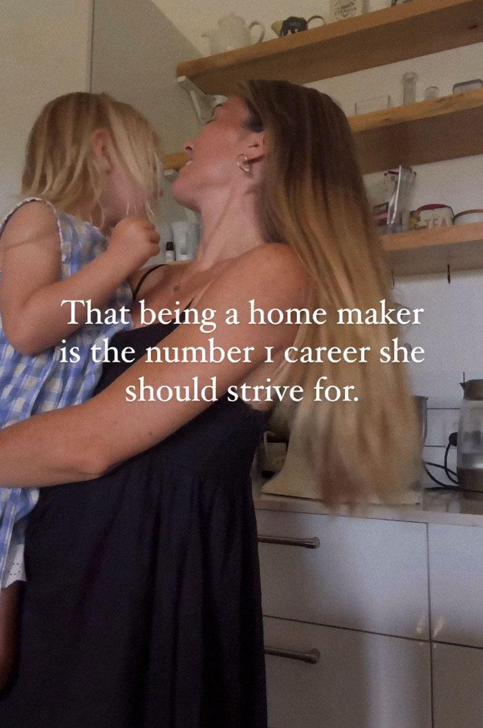 Mom Says She's Raising Her Daughter To Be A Biblical Wife, Faces Backlash Mom Says She's Raising Her Daughter To Be A Biblical Wife, Faces Backlash