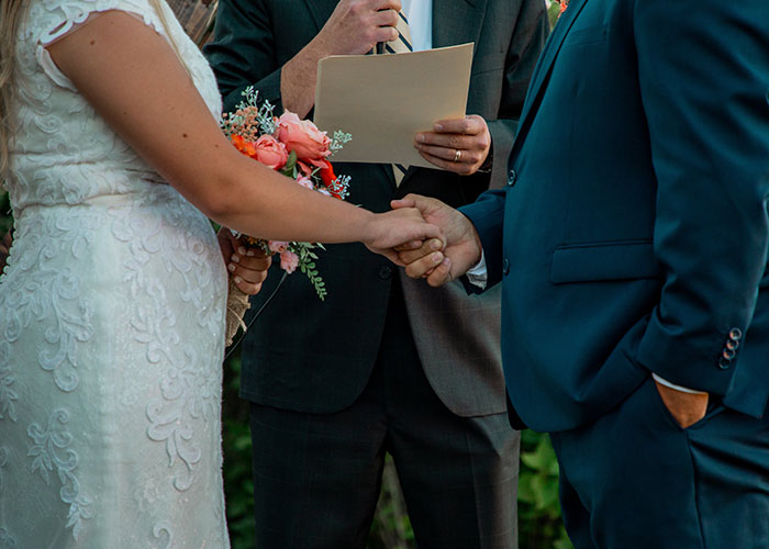 30 Of The Stupidest Wedding Traditions, As Shared On This Online Thread