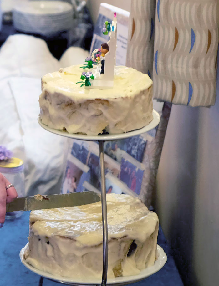 Pagamos por esta tarta y esto es lo que nos encontramos en nuestra boda