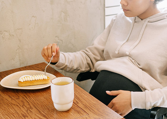 "Your Nose Grows": 30 Women Share Pregnancy Side Effects They Had No Idea About "Your Nose Grows": 30 Women Share Pregnancy Side Effects They Had No Idea About