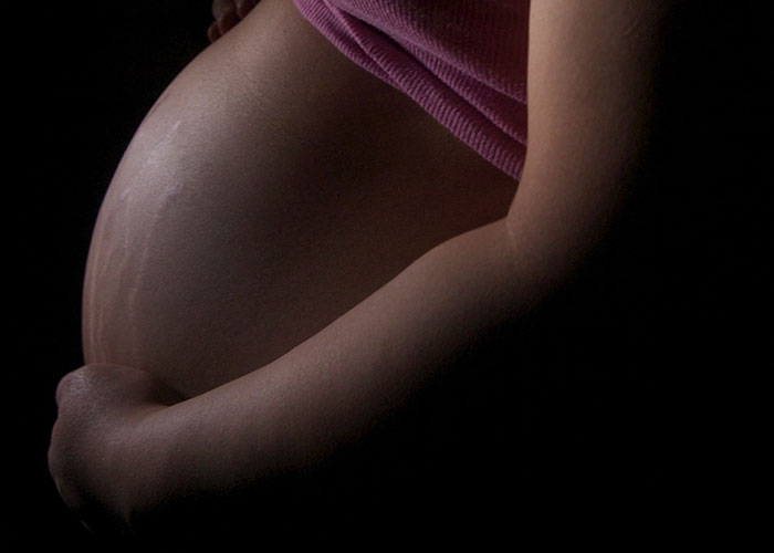 "Your Nose Grows": 30 Women Share Pregnancy Side Effects They Had No Idea About