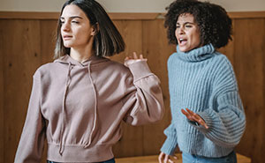 Half-Sister Who’d Rather Pretend Her Sibling Doesn’t Exist Requests She Attend Her Wedding